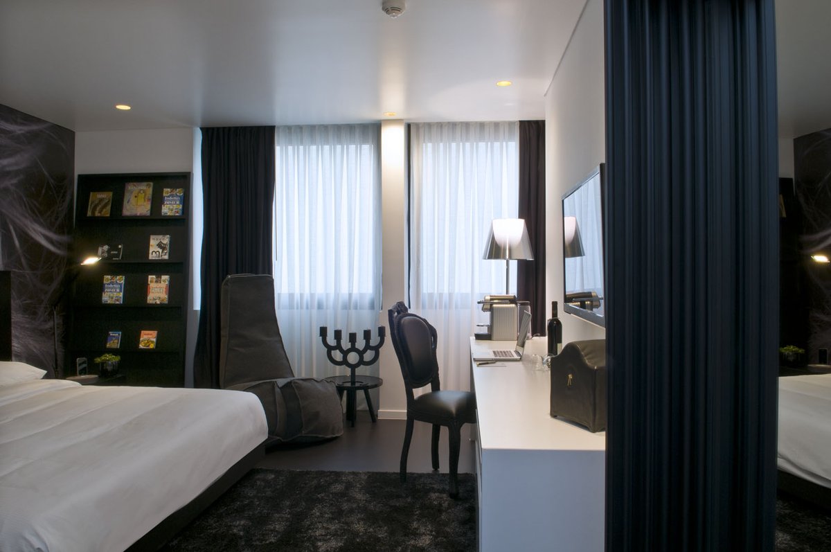 B-aparthotel Regent,